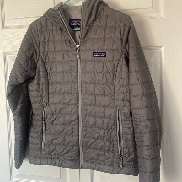 Patagonia Nano Puff Hoody Jacket size Small. - Picture 14 of 15